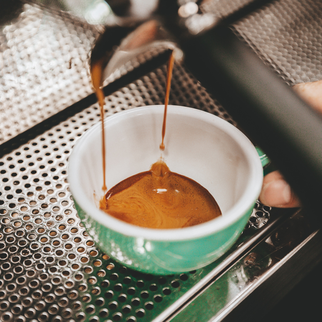 THE ULTIMATE GUIDE TO ENJOYING COFFEE